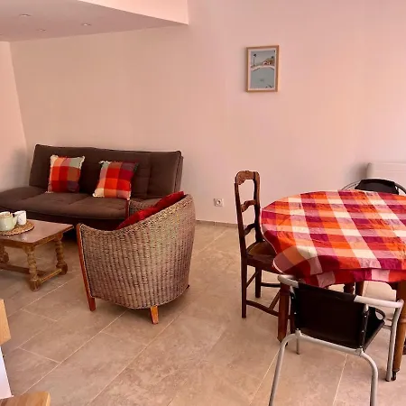 Апартаменты Prive A Neffies, Proche Plages & Pezenas Neffies
